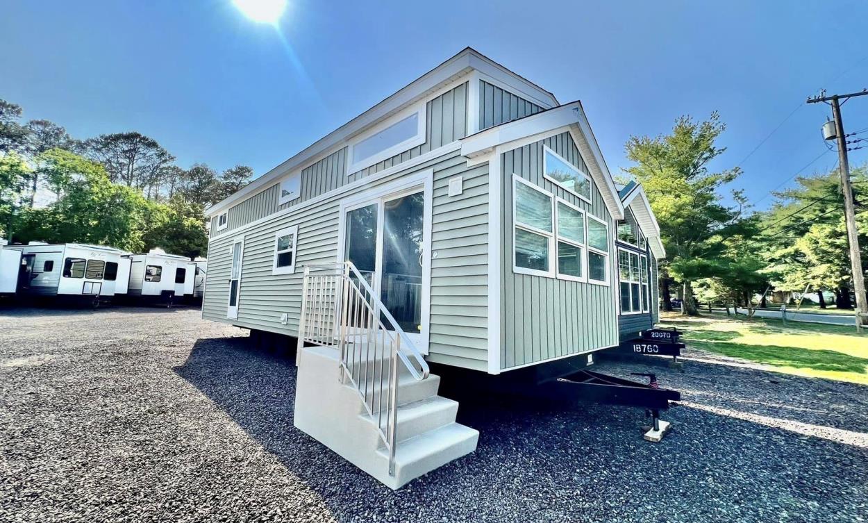 Is It Time to Upgrade? 3 Signs Your Current Park Model is Ready for a Trade-In