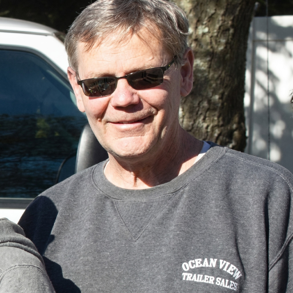 Derek Bond